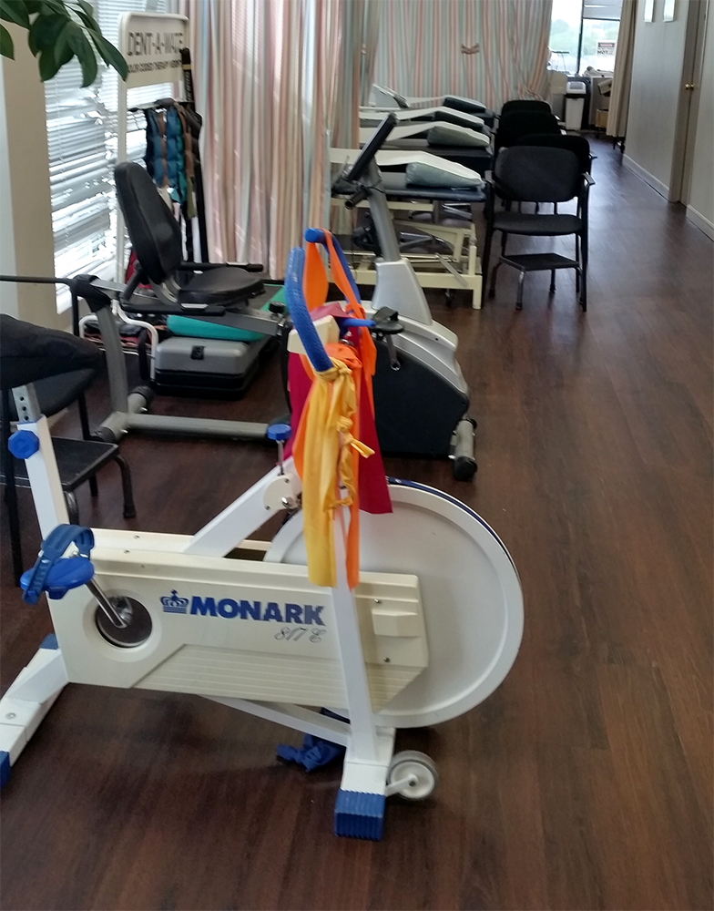 Photograph of North Brampton Physiotherapy pt Health treatment area