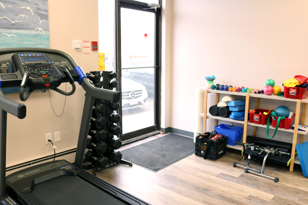 photo of pt Health Six Points exercise area Etobicoke