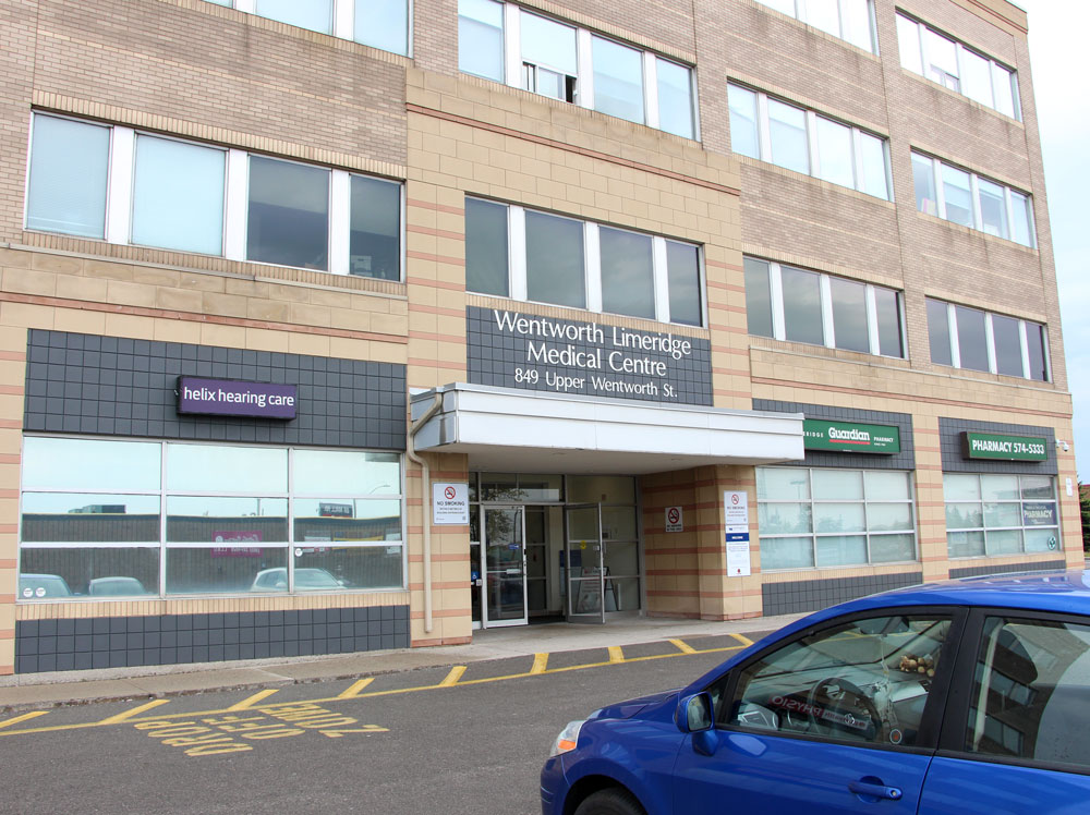 photo of wentworth limeridge medical centre hamilton front entrance